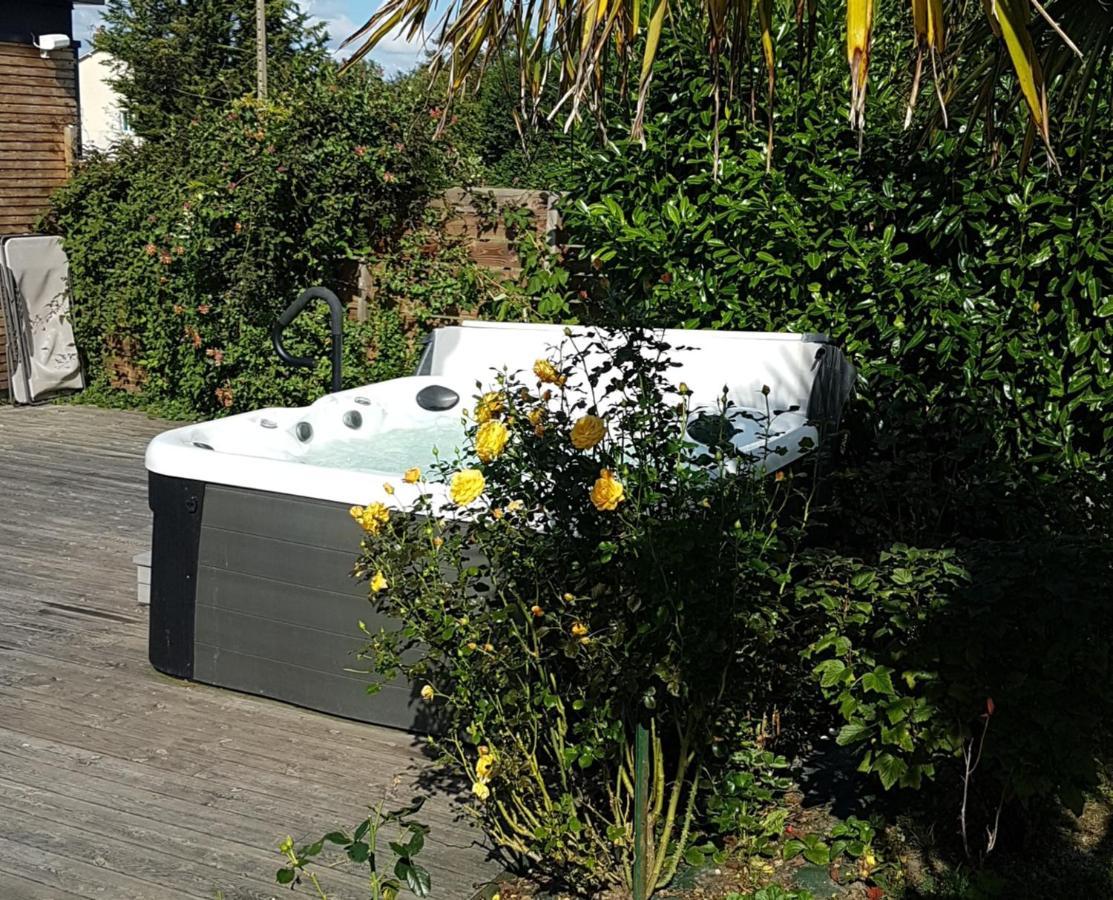 La Griotte 2 & Spa&Piscine Pennedepie Exterior photo